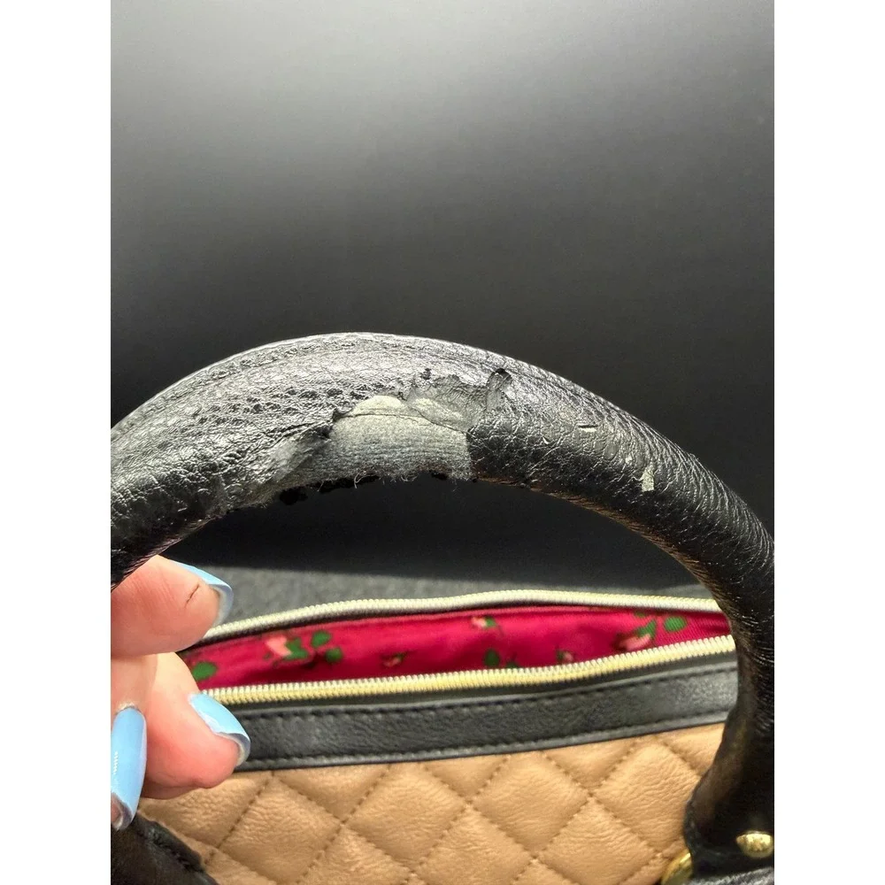 Vintage Betsey Johnson Satchel Quilted Large‎ Bow Tan Black Handbag READ